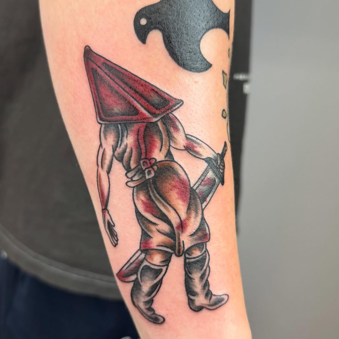 Tattoo by @dieslowtattoo — american_traditional