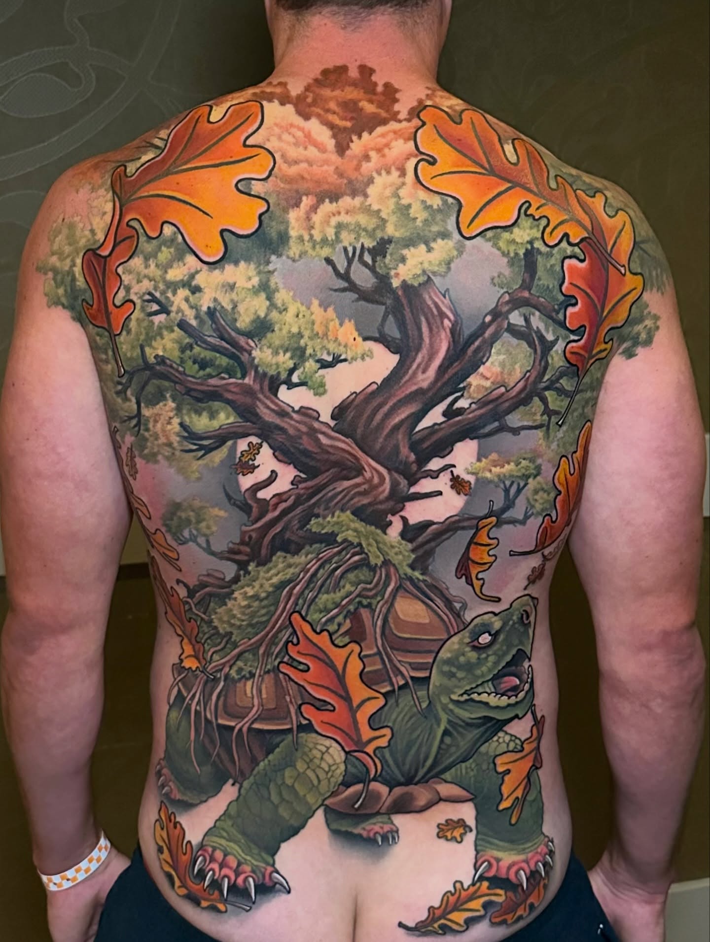 Tattoo by @t_burtz — realism, dotwork