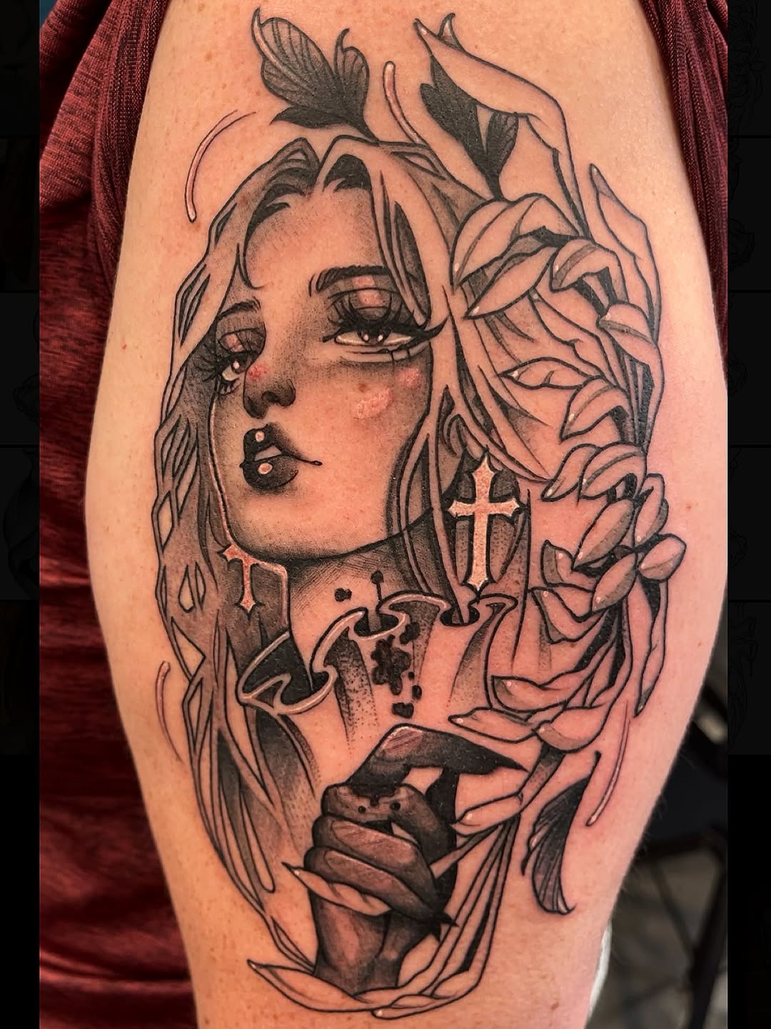 Tattoo by @ellestattoos — black_and_grey, dark_realism