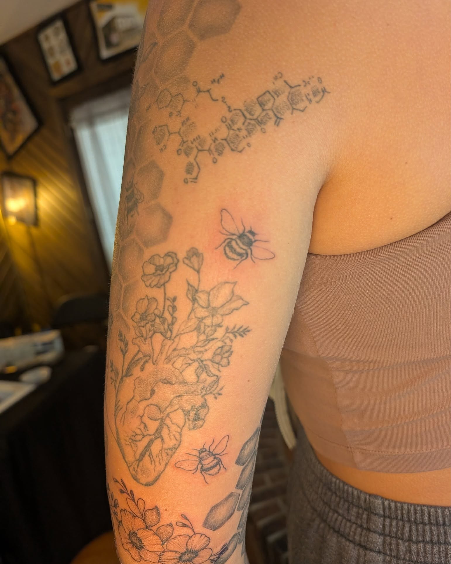 Tattoo by @tattoosbyminda โ black_and_grey, geometric