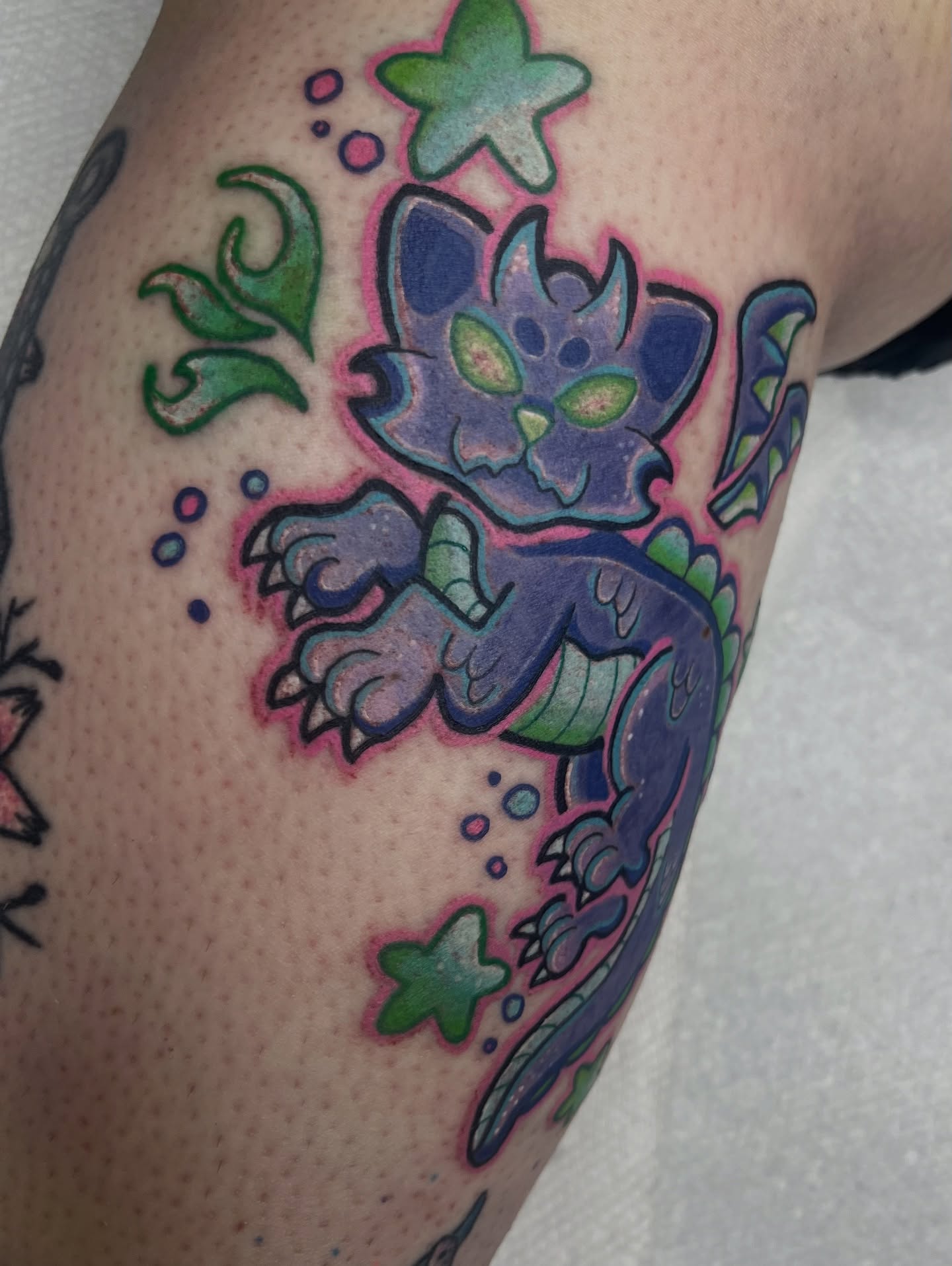 Tattoo by @oliveoiltattoos โ new_school, illustrative