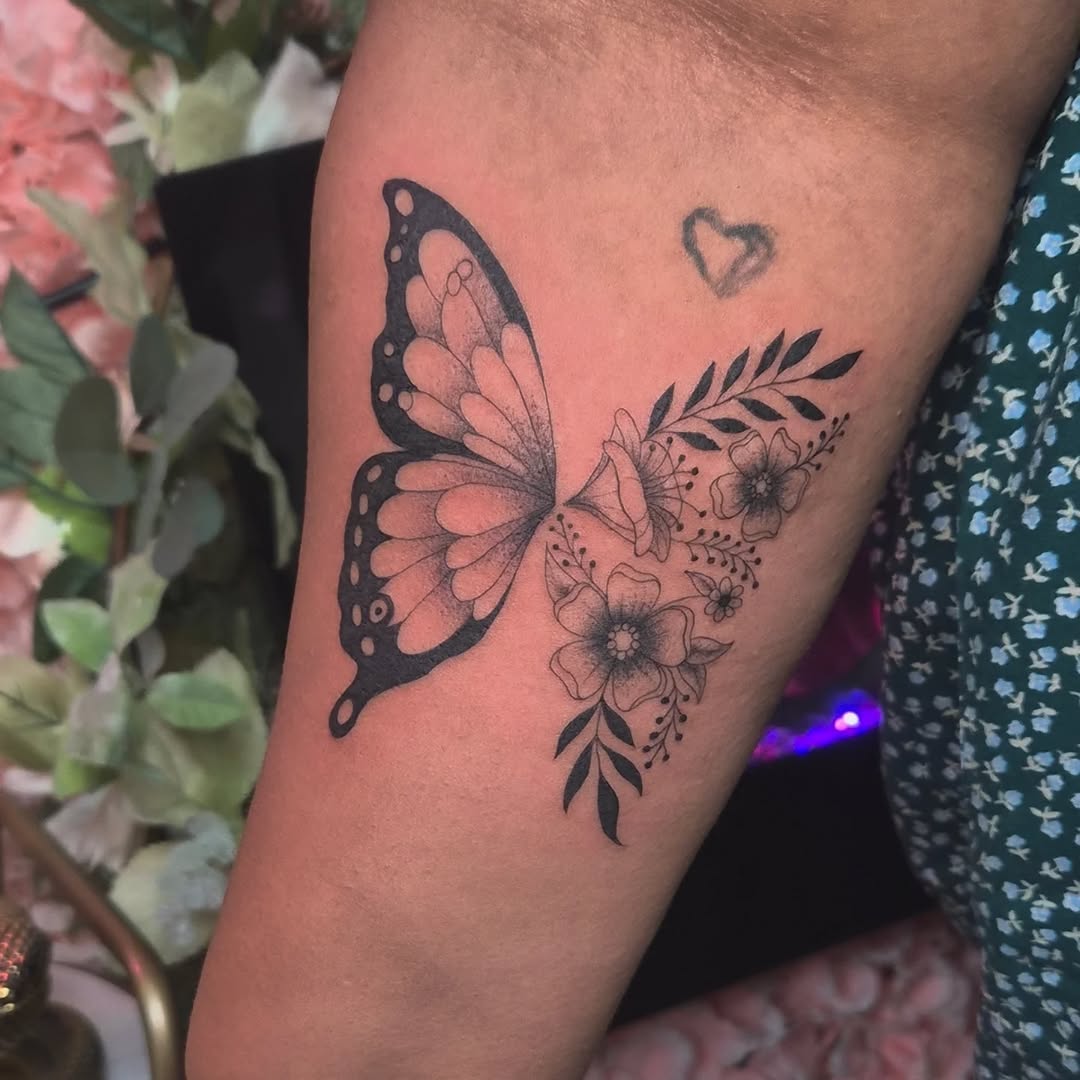 Tattoo by @venomxdesigns β fine_line, black_and_grey