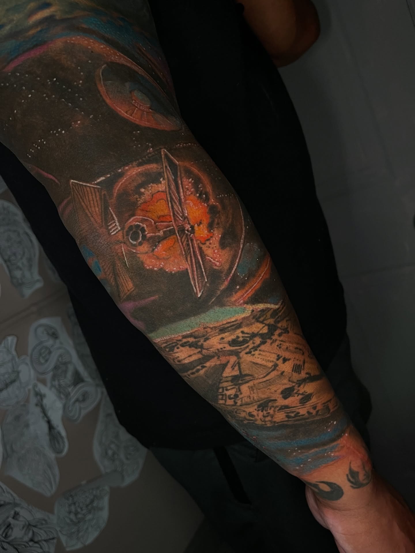 Tattoo by @carlygtattoos โ dotwork, realism