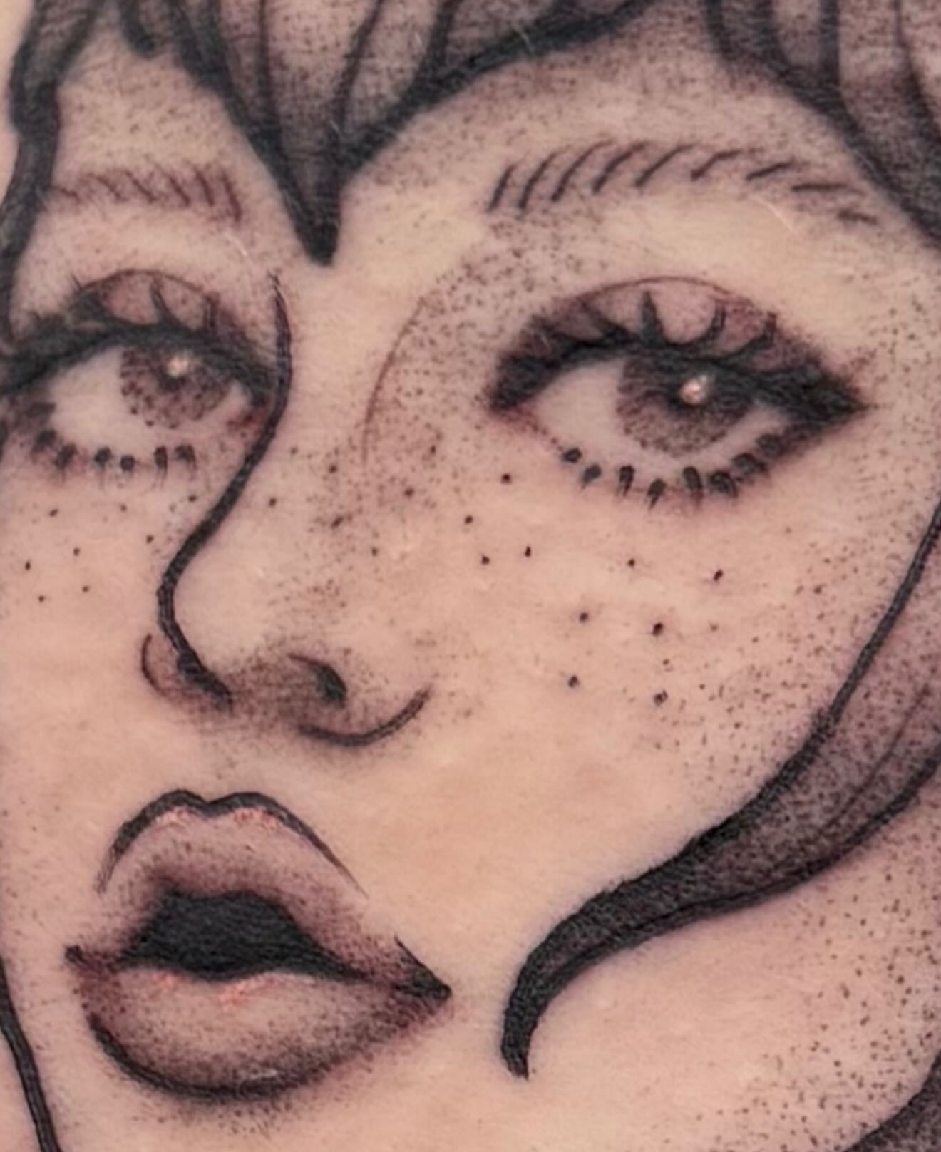 Tattoo by @bodyartbyali — dotwork