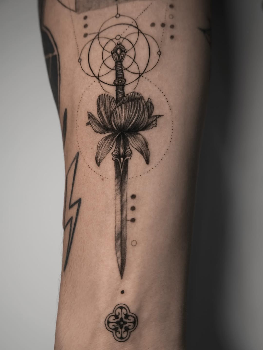Tattoo by @lilithink — black_and_grey, geometric