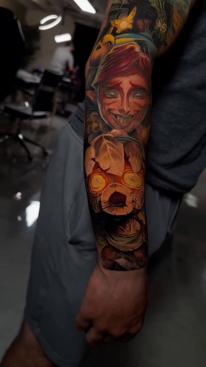 Tattoo by @gabrielvtattoos — realism, dark_realism