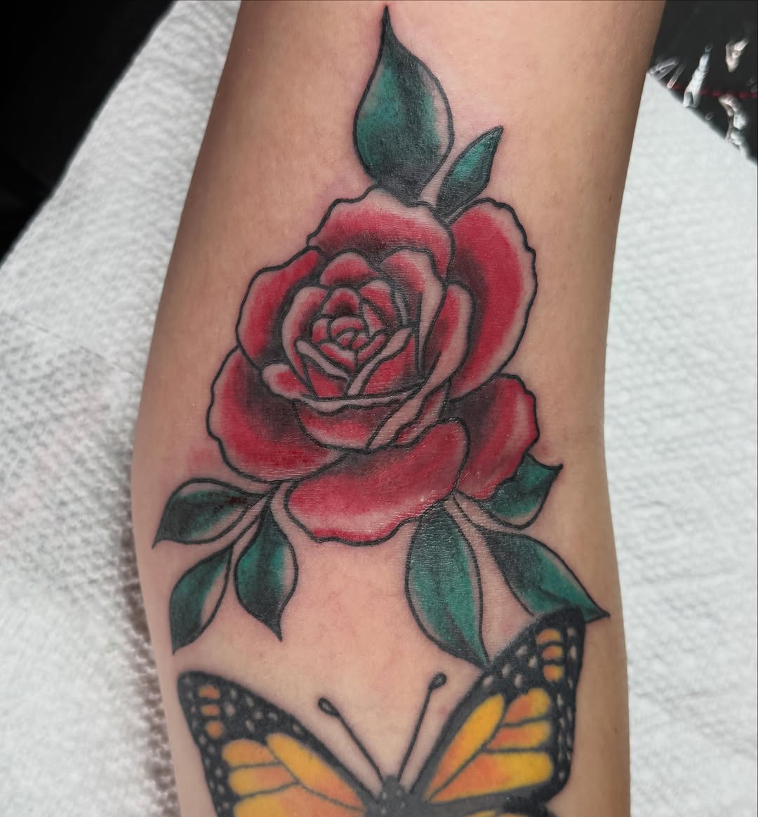 Rose and butterfly neo-traditional tattoo on the forearm by 🌛 𐌀𐌋𐌄𐋄𐌉𐌔 🌜
