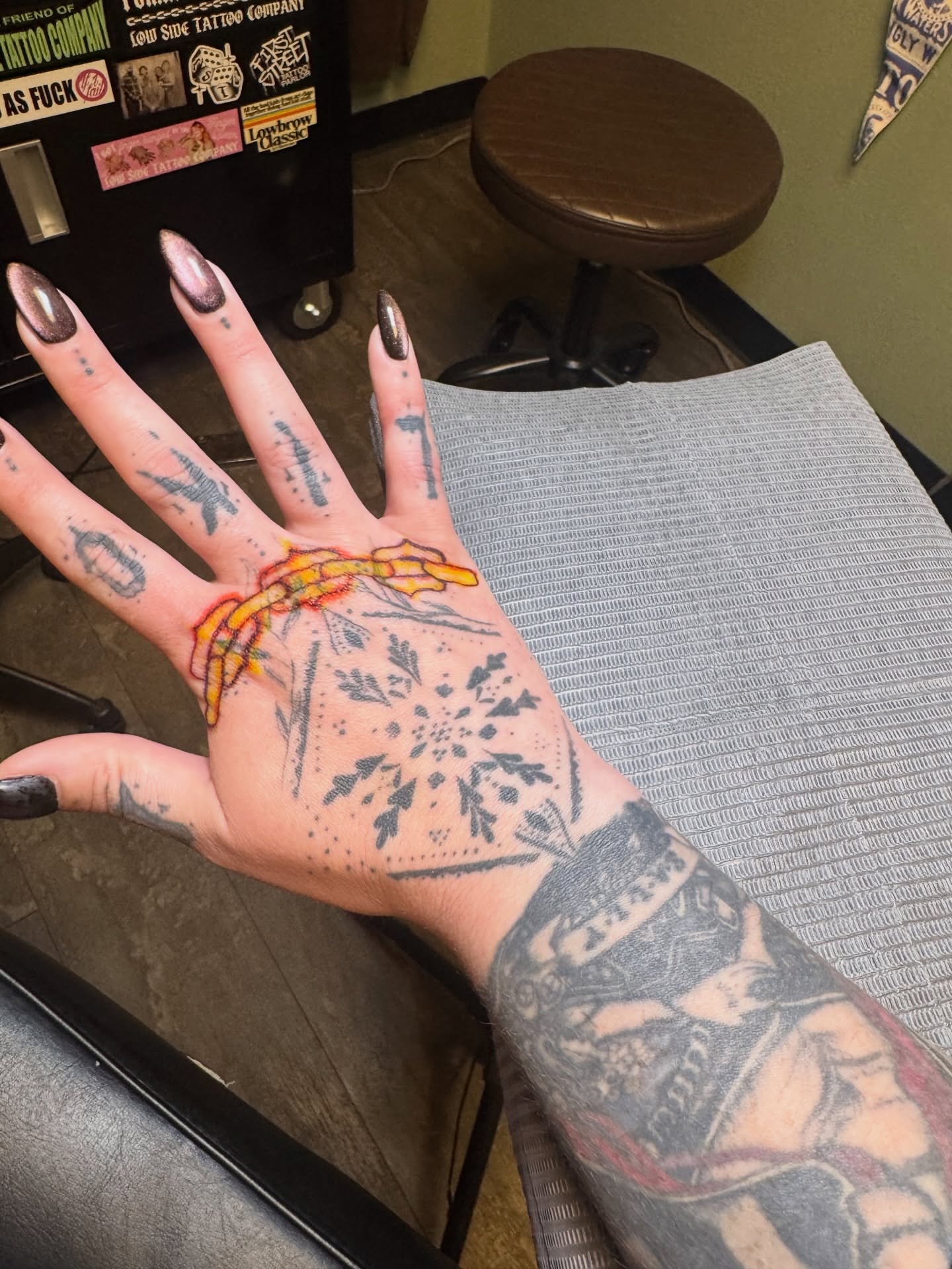 Tattoo by @caitlinjanicek β dotwork