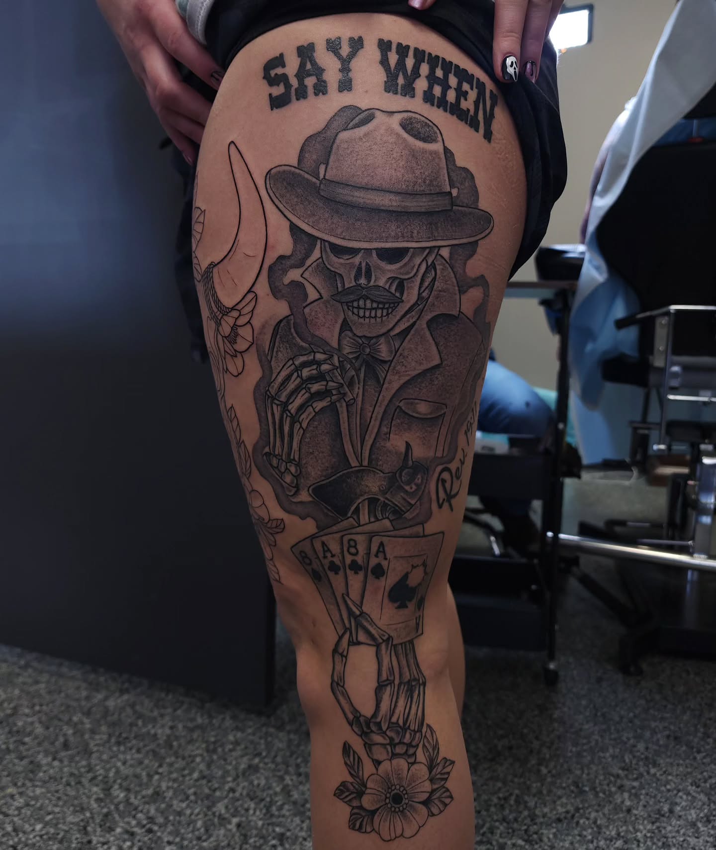 Gangster skeleton realism tattoo on the thigh by xavia