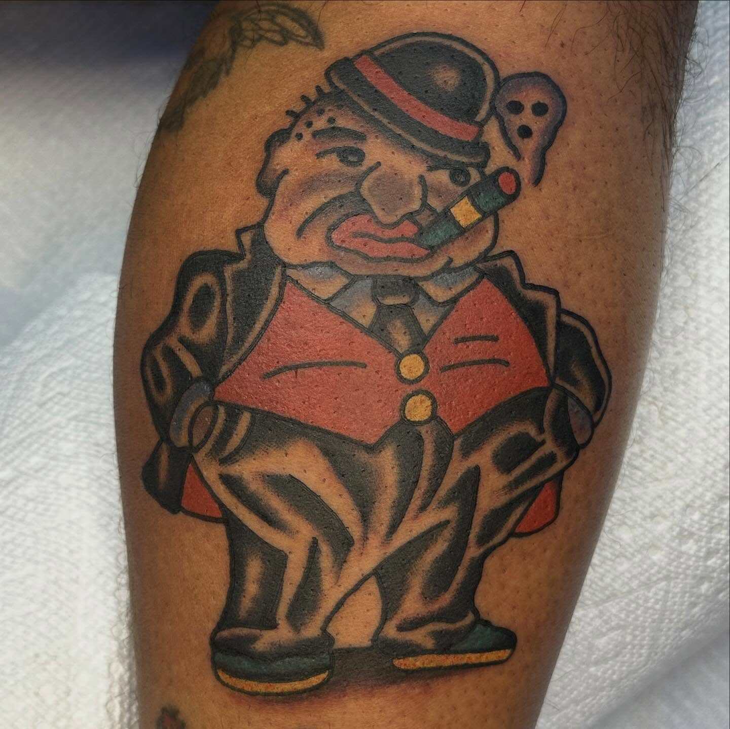 Tattoo by @robavelli — american_traditional