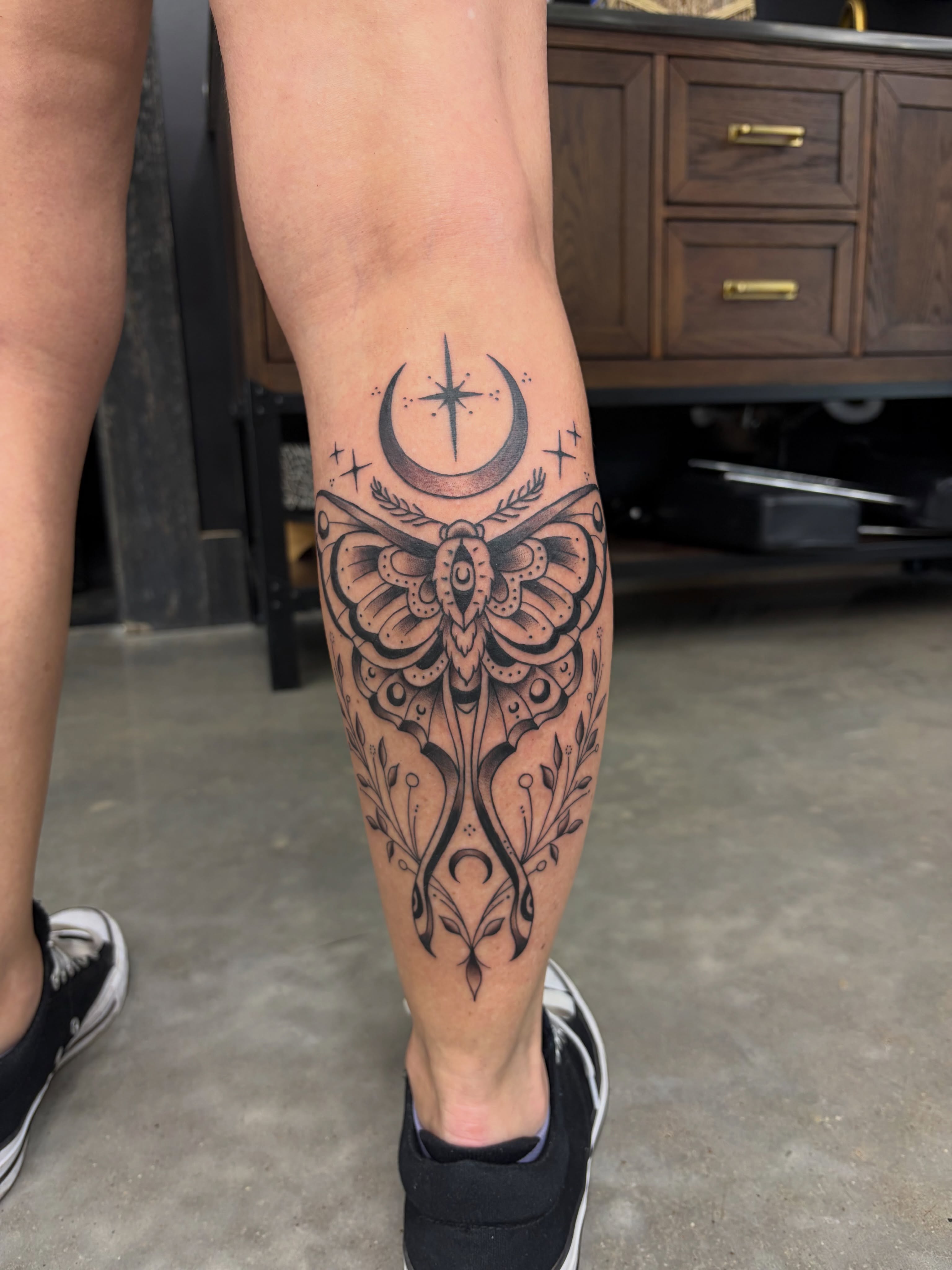Tattoo by @moogietats — black_and_grey, geometric