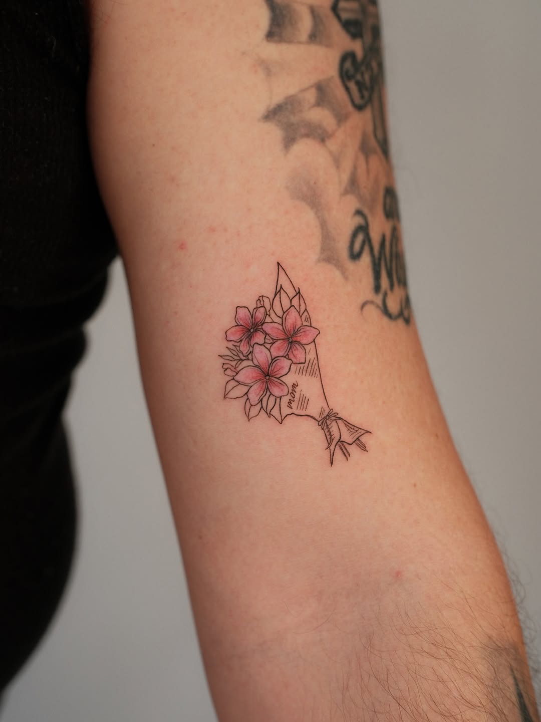 Tattoo by @_nikonv — fine_line, lettering_script