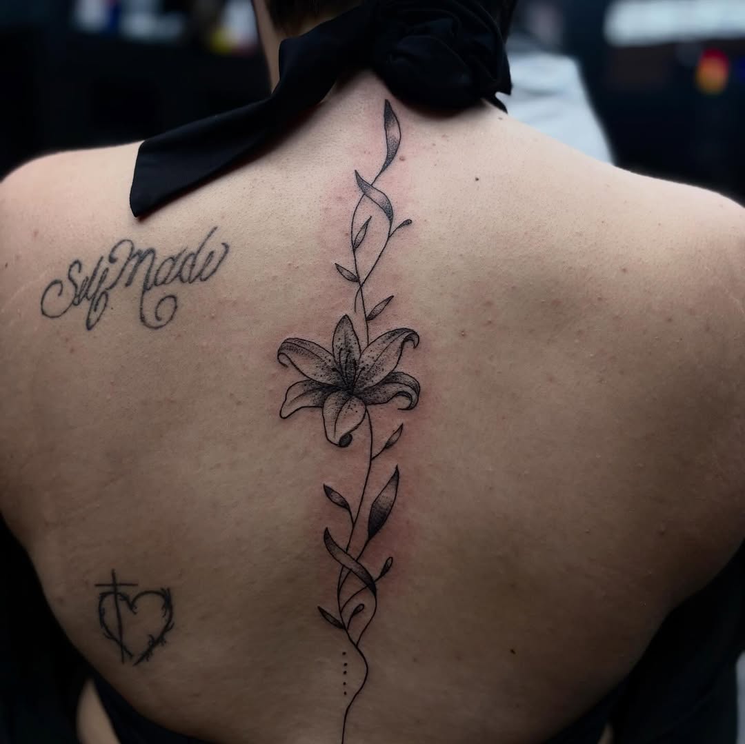 Tattoo by @gloomberrytattoos โ fine_line, black_and_grey