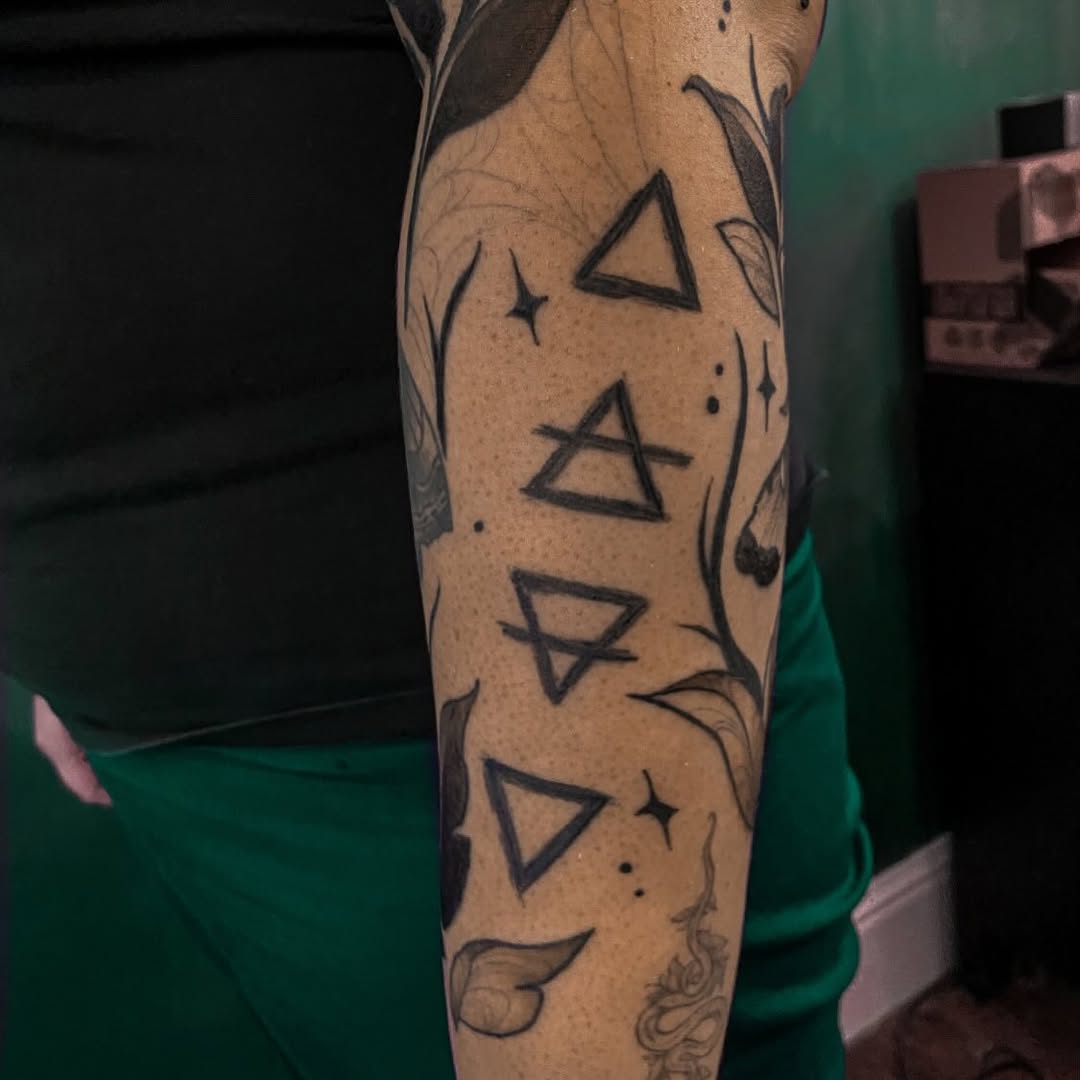 Tattoo by @gitta_mikk_tattoo — geometric, blackwork
