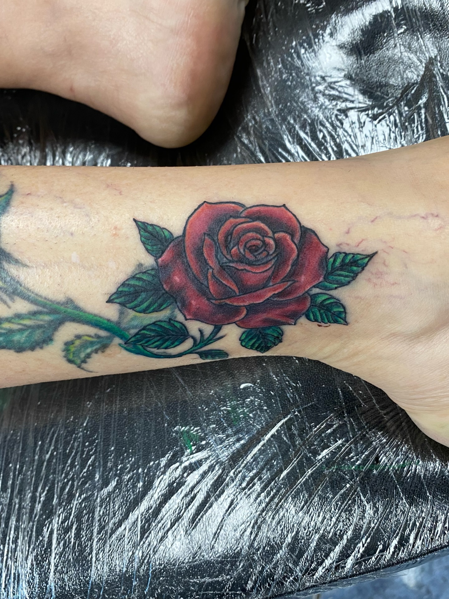 Tattoo by @chicom4l — american_traditional
