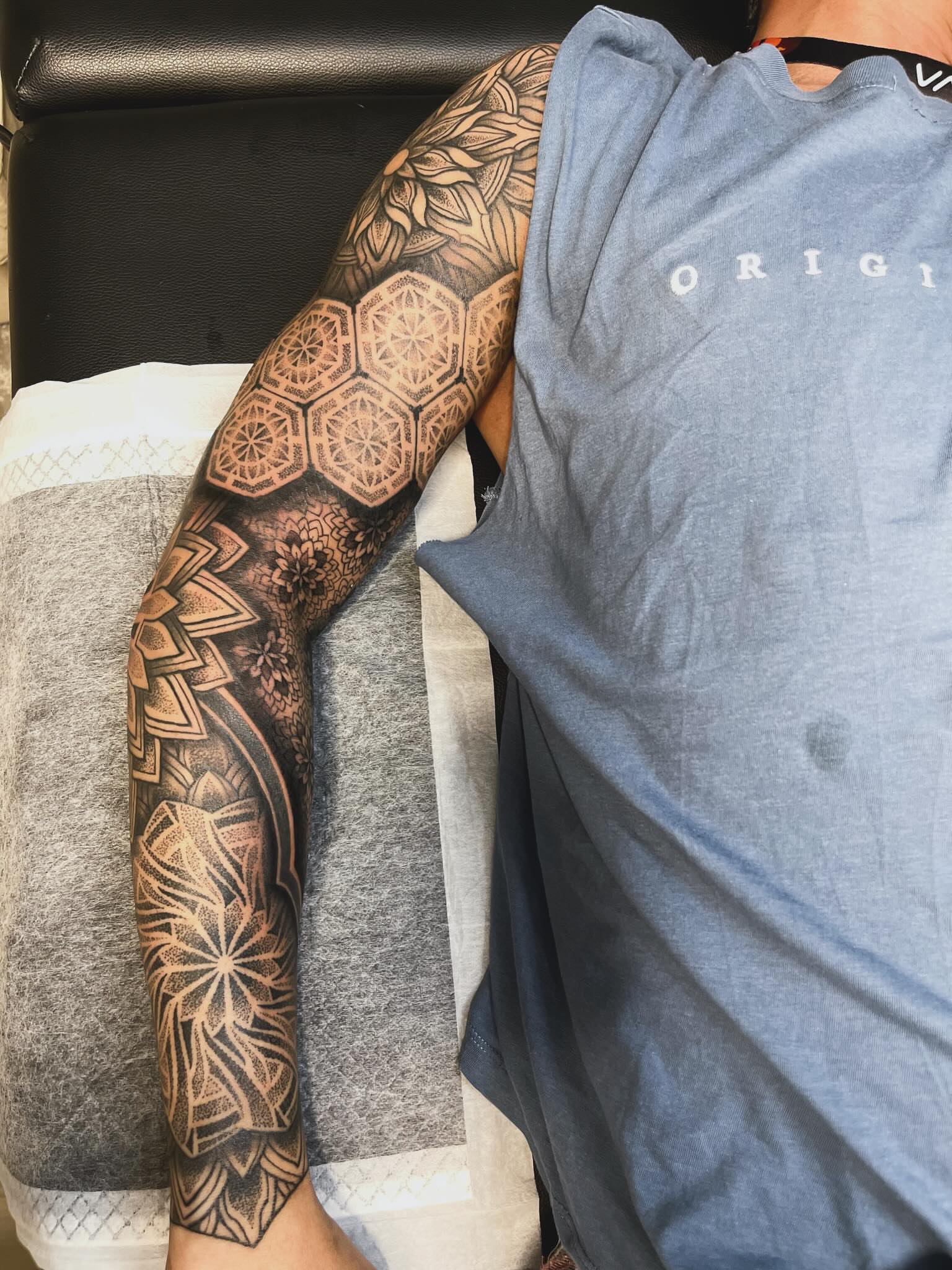 Tattoo by @russellefandialan — geometric