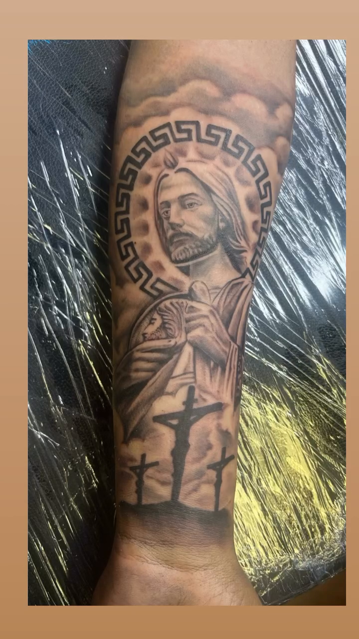 Tattoo by @inkbaby713 — black_and_grey, realism
