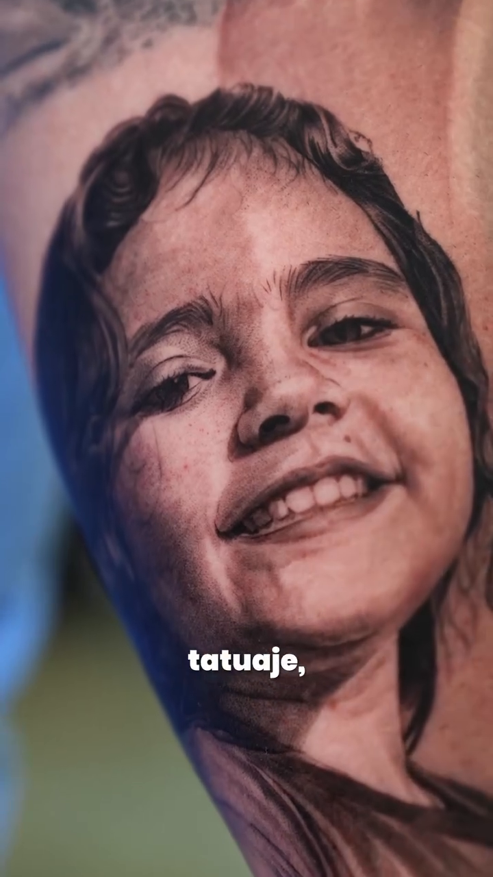 Portrait of a young girl realism tattoo by J O S S I e L P I N e D A