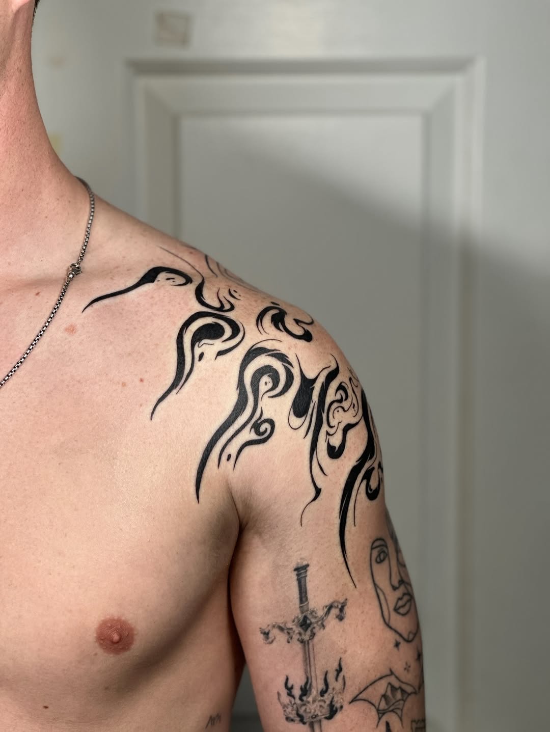 Tattoo by @nicolettemadlyne — tribal