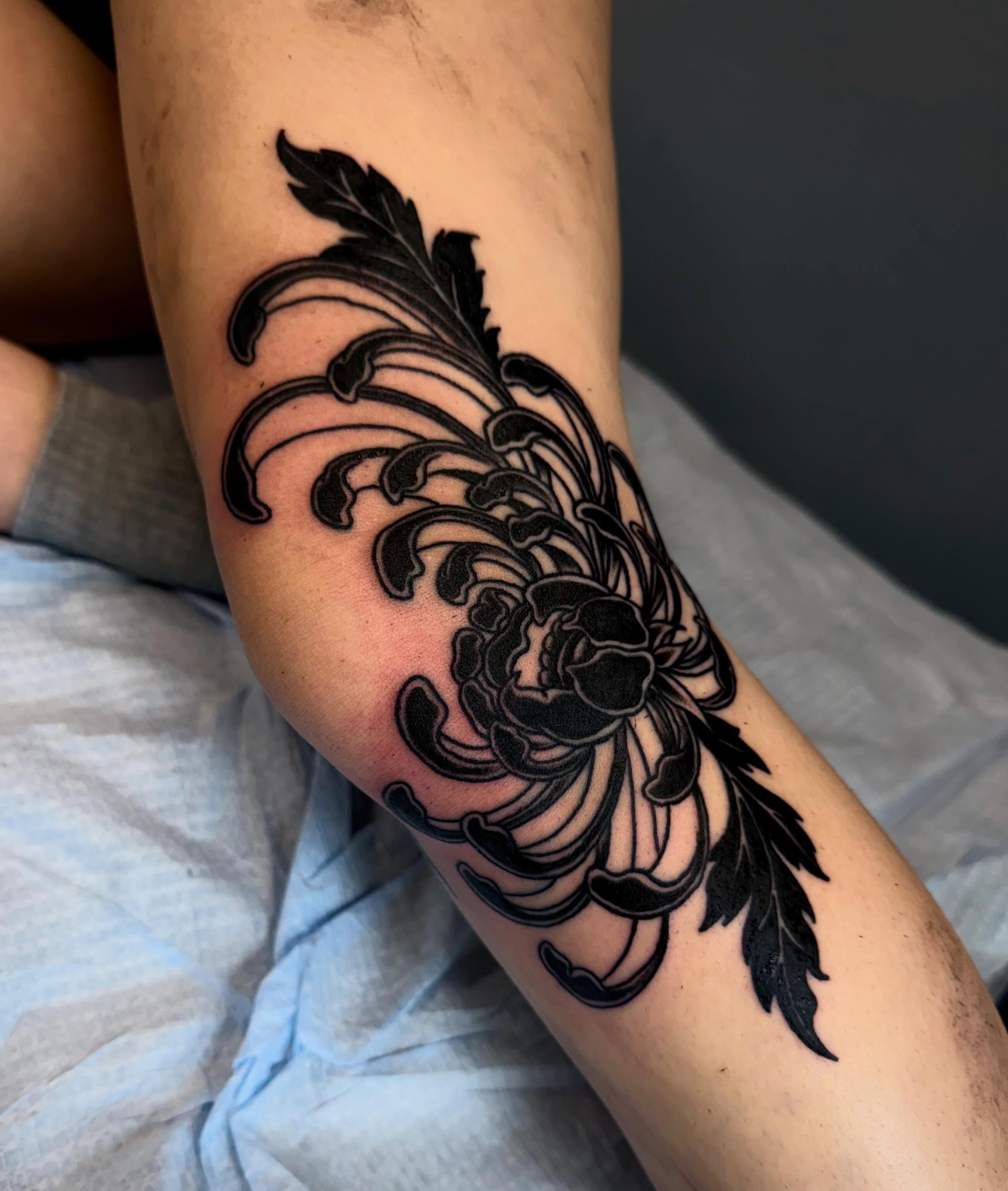 Tattoo by @electricladyink — black_and_grey