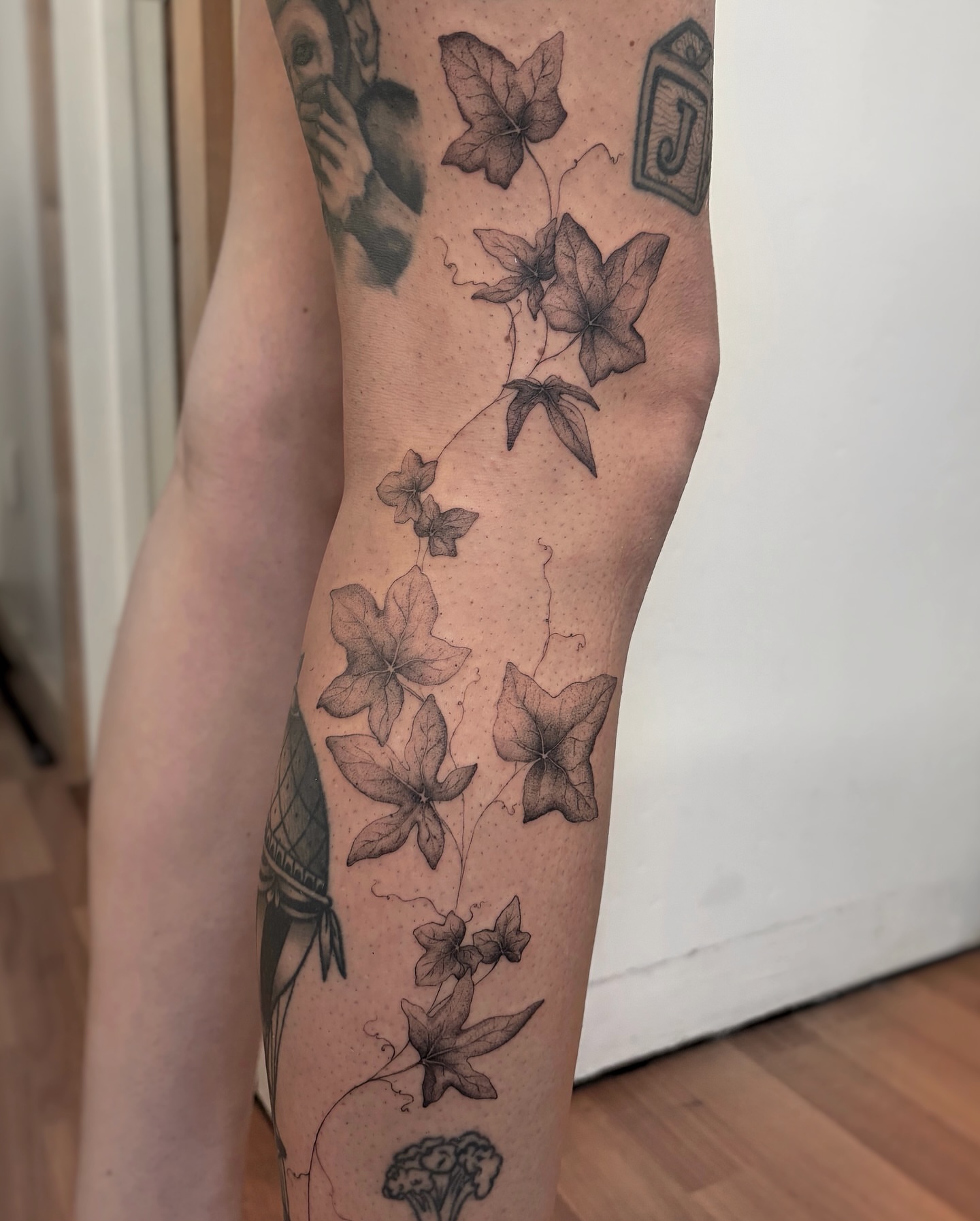 Tattoo by @art.byjaclyn — black_and_grey
