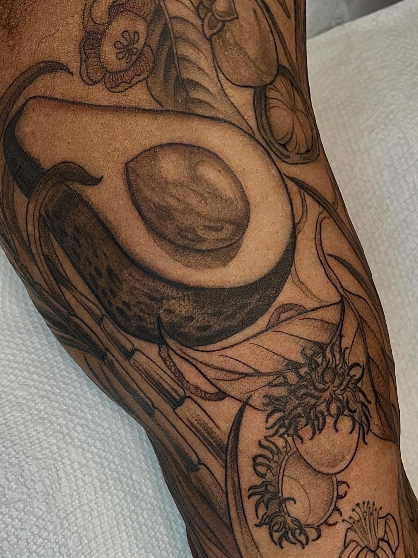 Tattoo by @samanthacastrovinci — black_and_grey