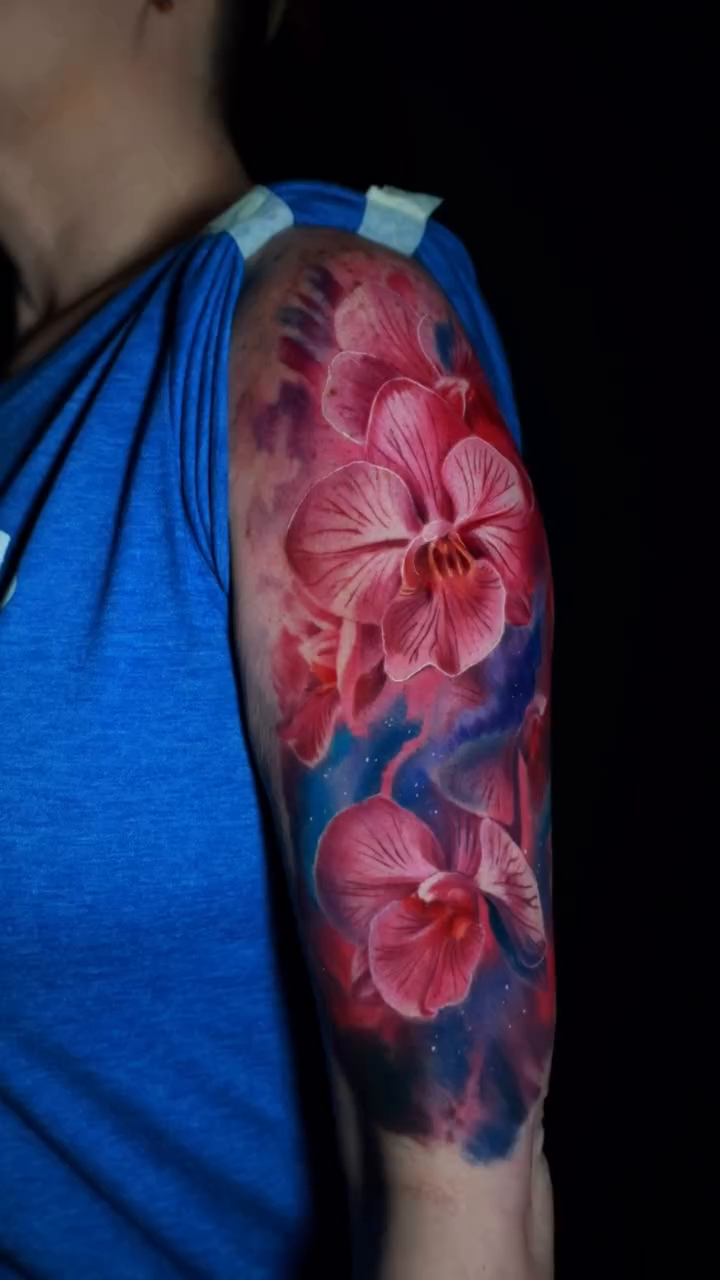 Tattoo by @pigmentpirate — realism, watercolor