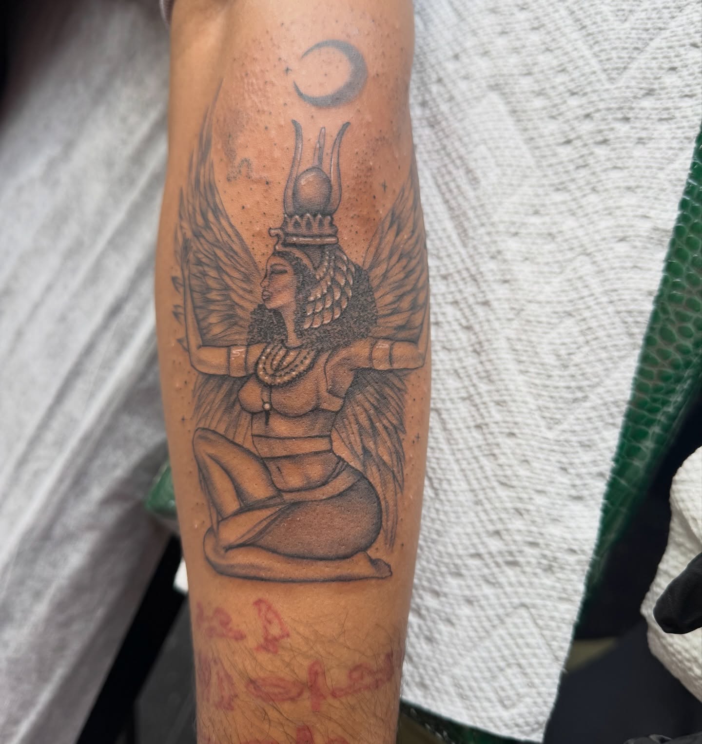 Tattoo by @zeebrruh_ — black_and_grey