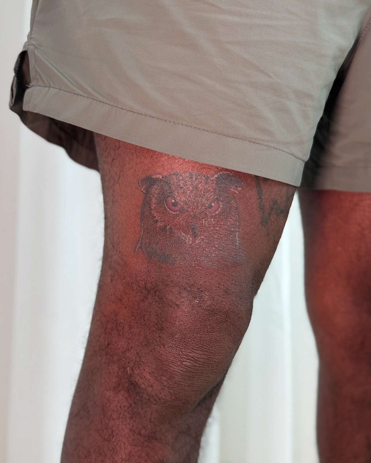 Owl realism tattoo on the thigh by Jasmine, Lynnwood, Washington