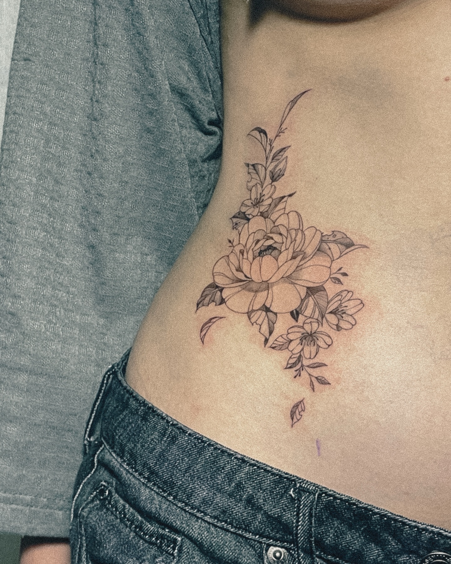 Tattoo by @meongtatt — black_and_grey
