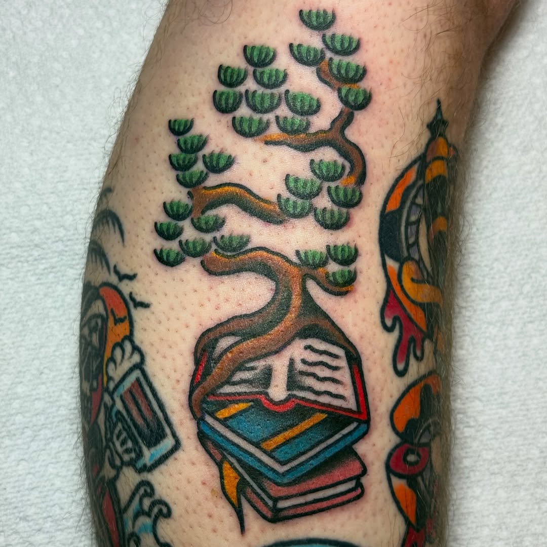 Tattoo by @colbybarrontattoo — american_traditional
