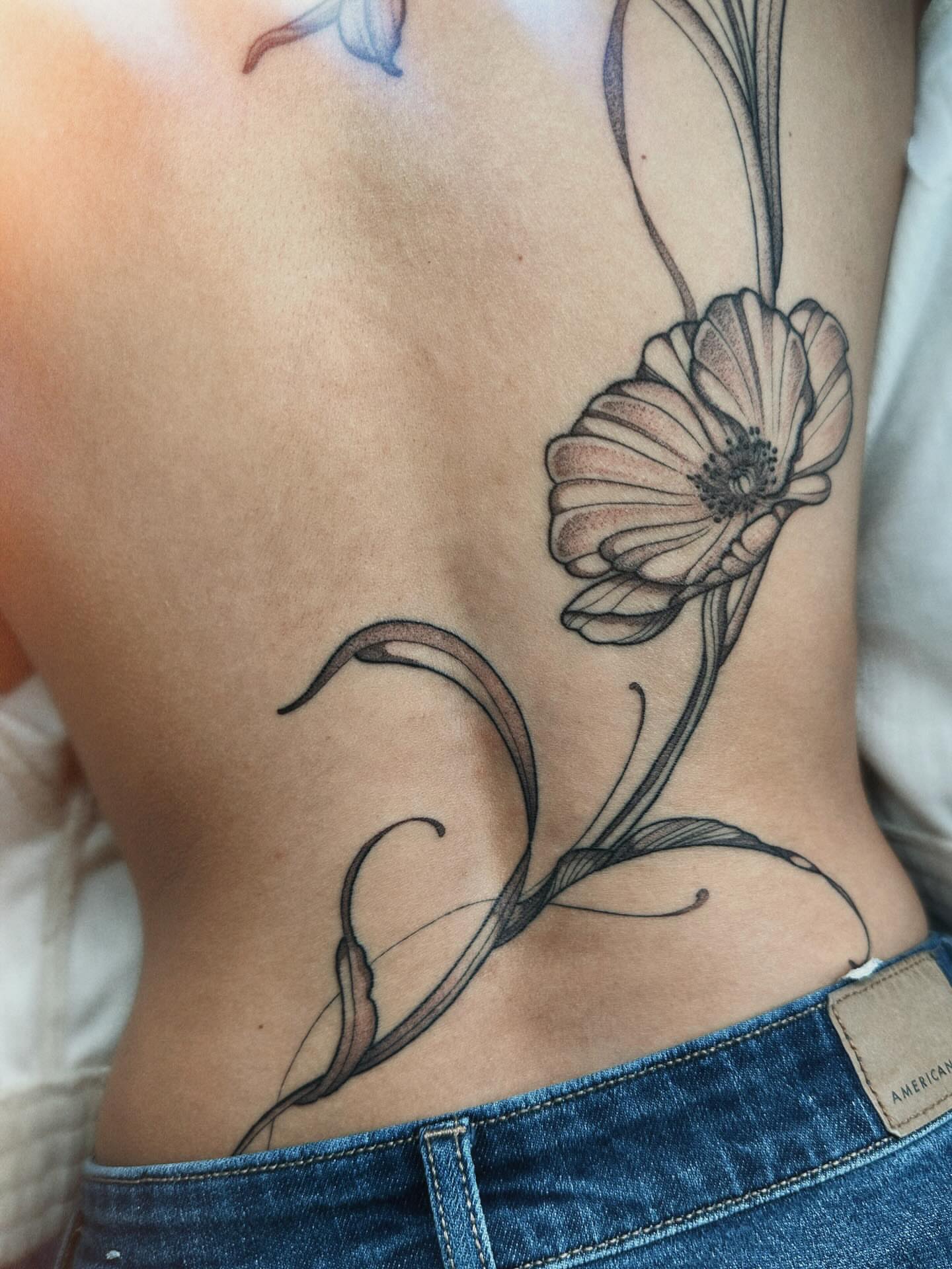 Tattoo by @mushrooomqueen — black_and_grey