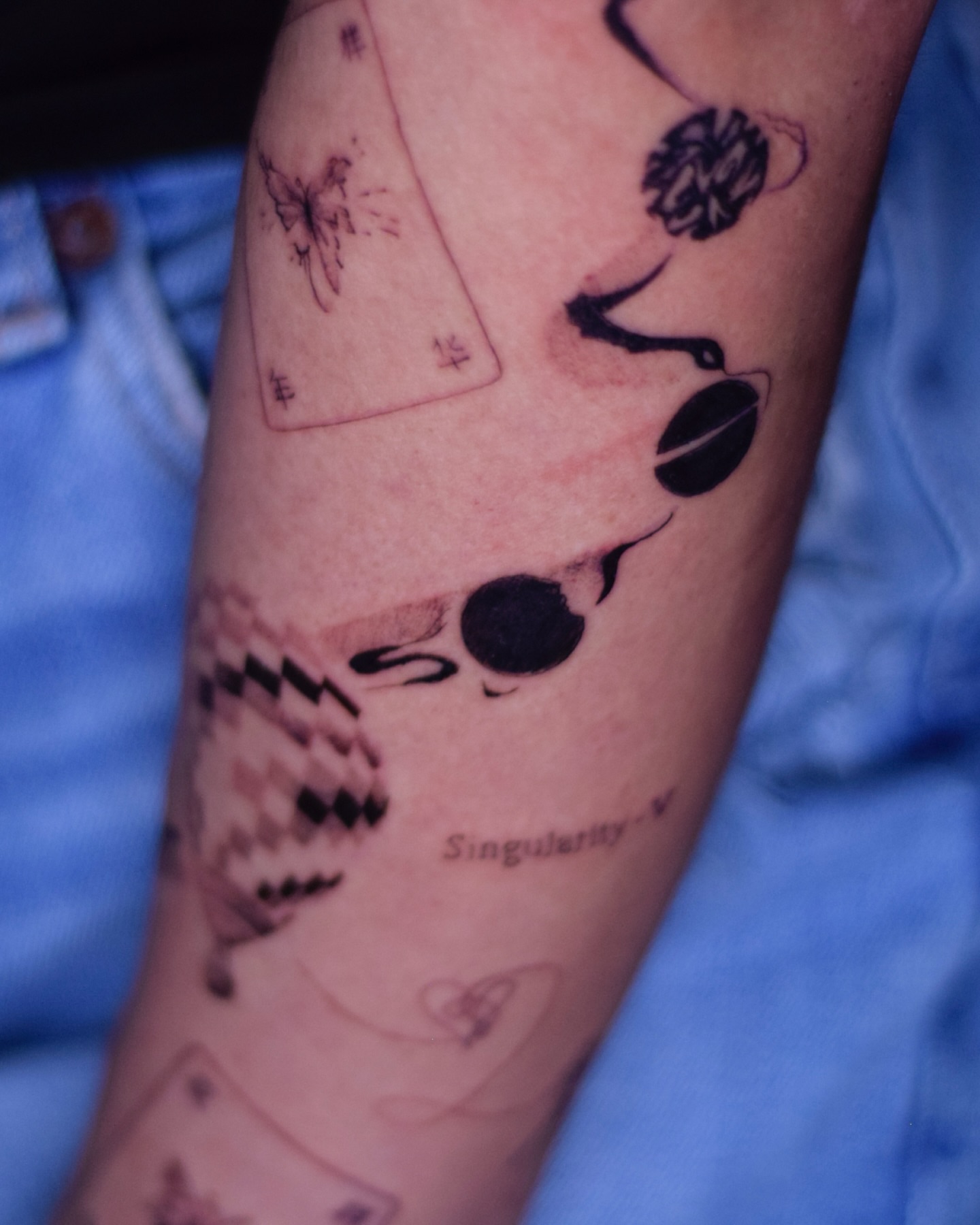 Tattoo by @maalaacaaraa — dotwork, geometric