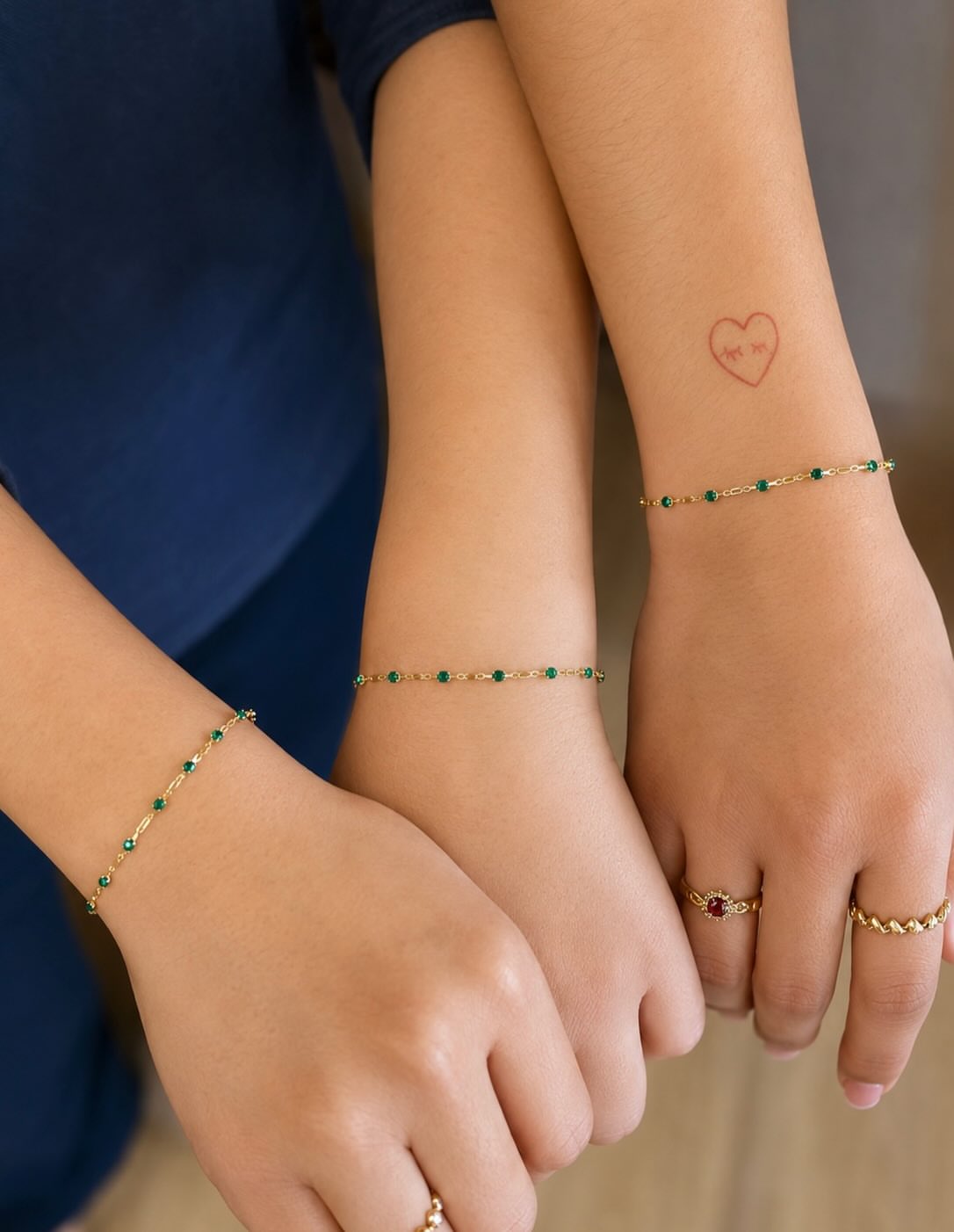 Heart fine line tattoo on the forearm by 𝒜𝓇𝓉𝒾𝓈𝓉 𝒟𝒶𝒾𝓈𝓎 ♡