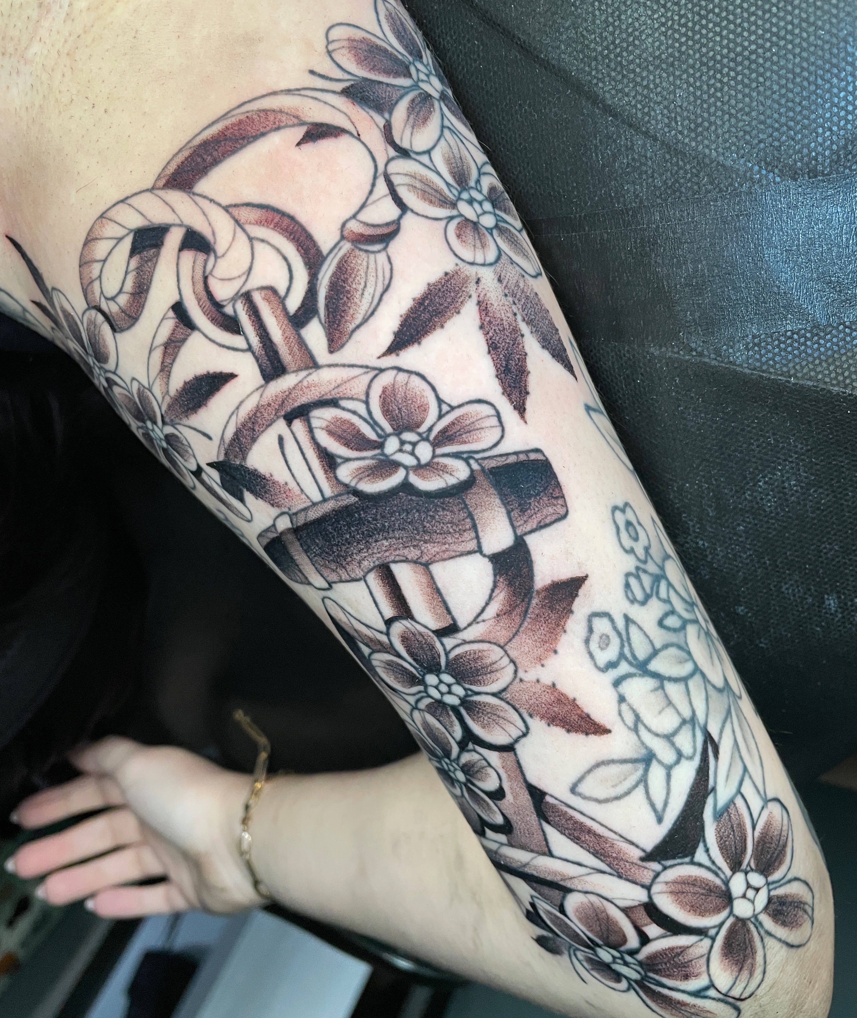 Tattoo by @zoeysageink — black_and_grey