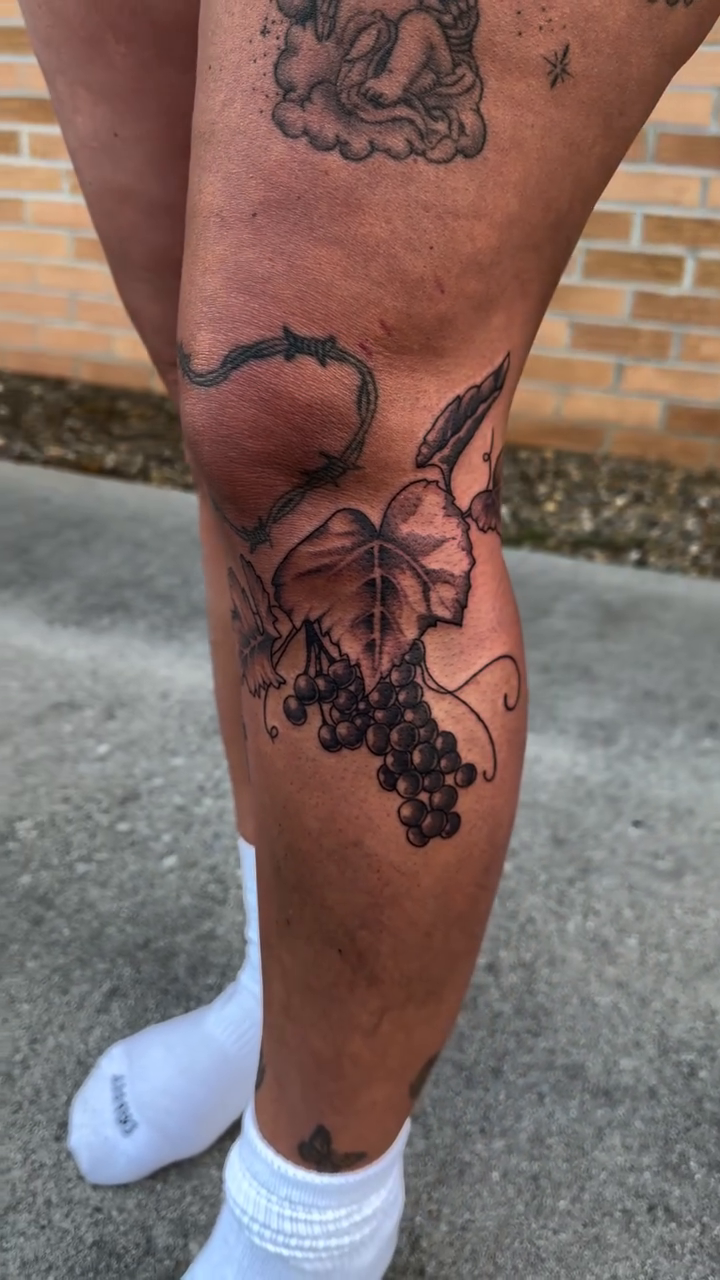 Tattoo by @ems__tattooing — black_and_grey, realism