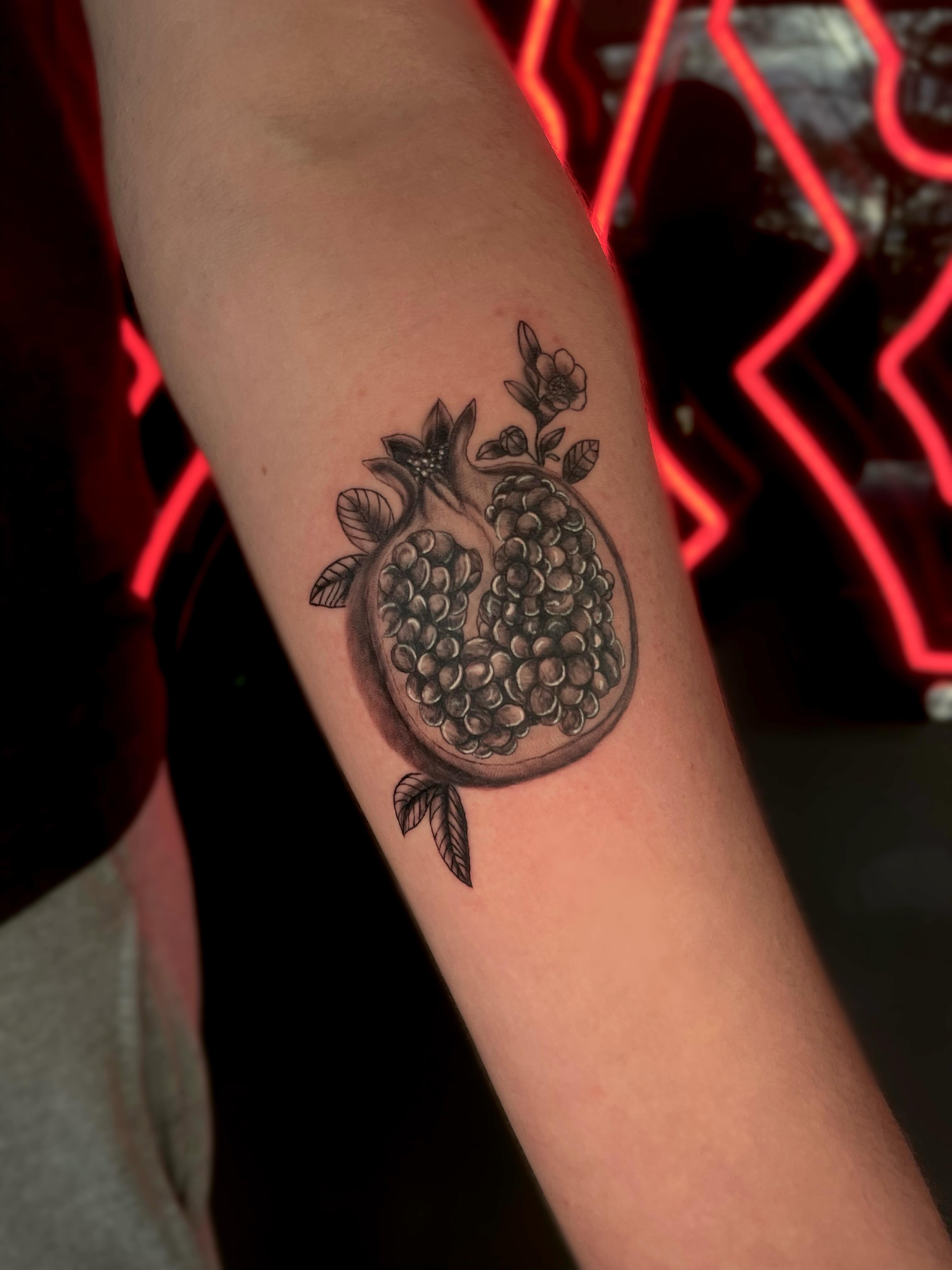 Tattoo by @dje.inks — black_and_grey