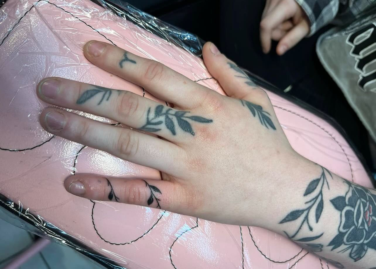 Tattoo by @maddiedoestattoos — black_and_grey