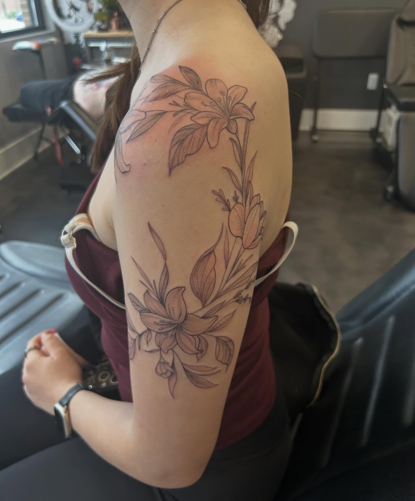Tattoo by @samibattle — black_and_grey