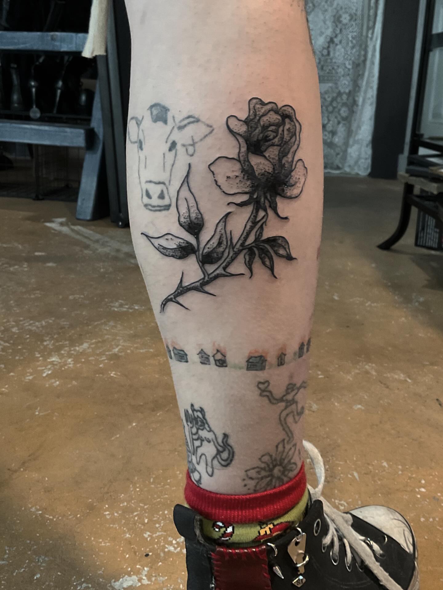 Cow and rose black and grey tattoo on the forearm by ๐ญ๐๐๐๐