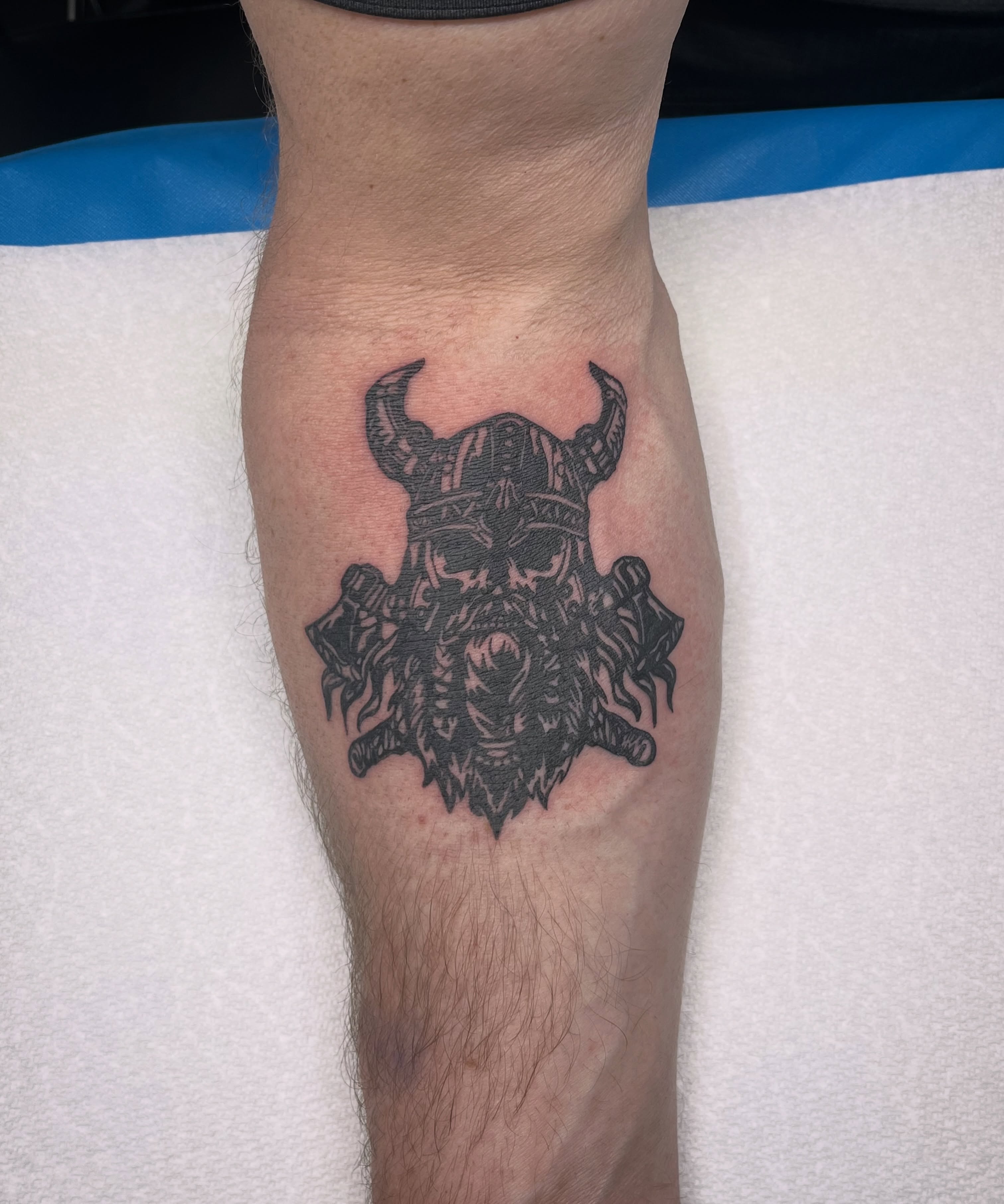 Tattoo by @sailor_riot — black_and_grey