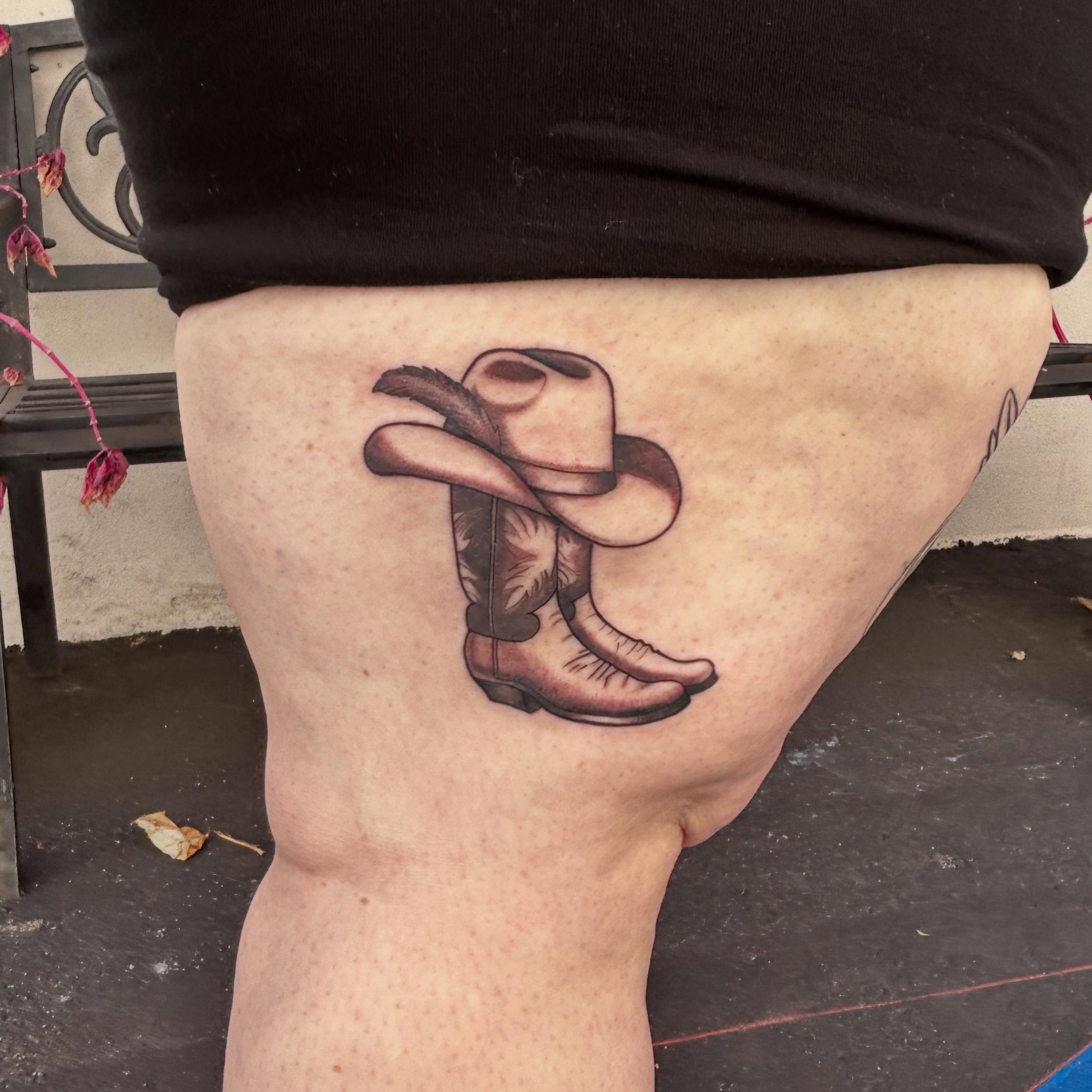 Tattoo by @birdytattoos_ — realism