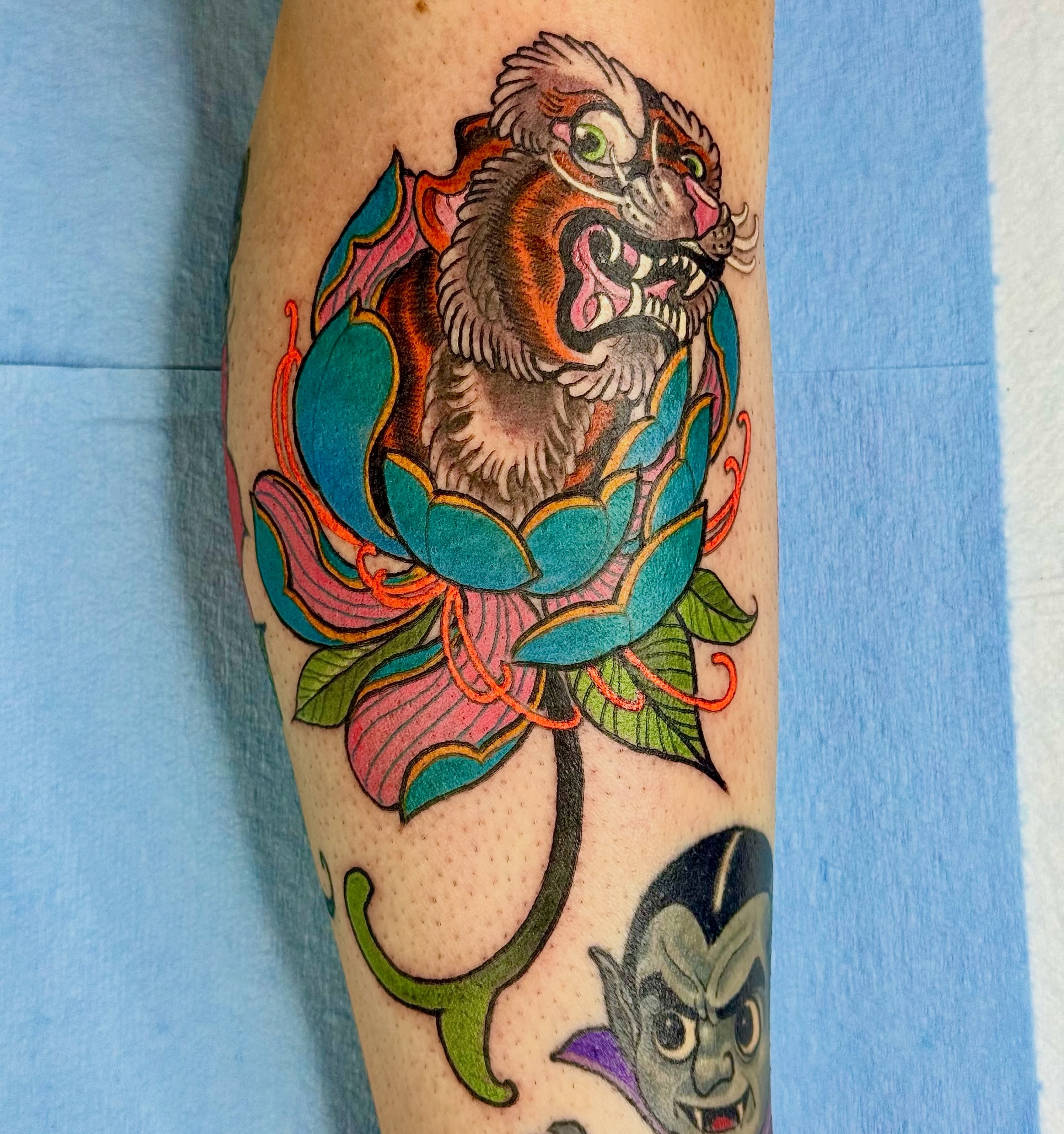 Tattoo by @tattoosbybacon โ american_traditional, new_school