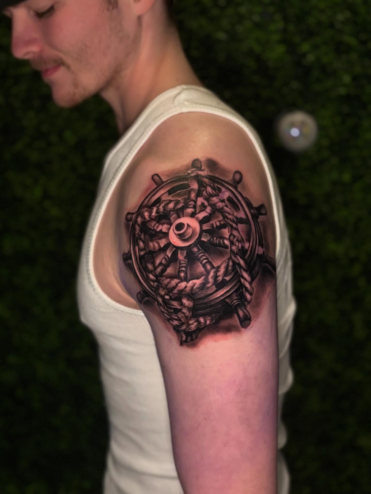 Tattoo by @bellabuonopanetattoos — realism