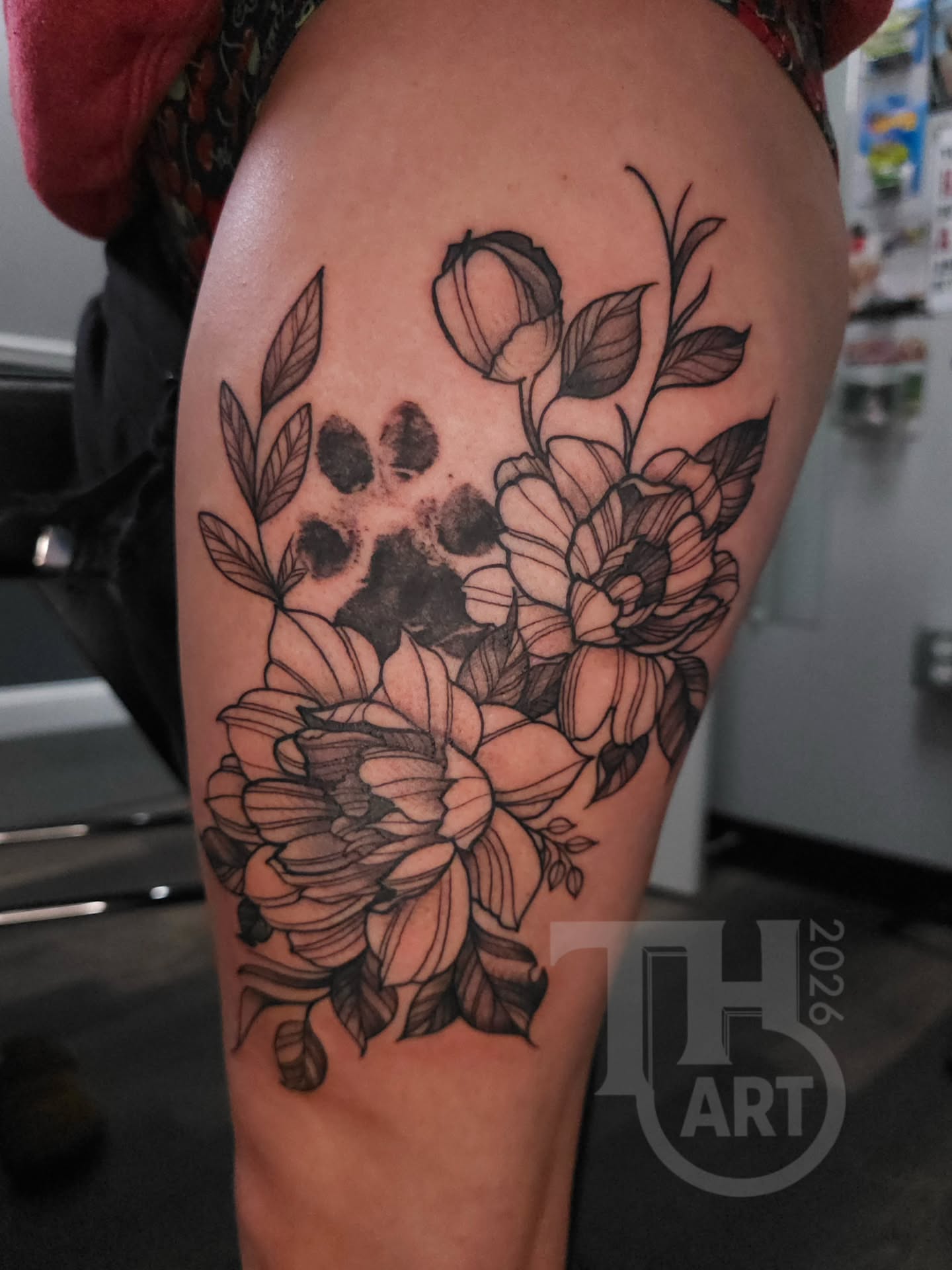 Tattoo by @thomasharrisart — black_and_grey