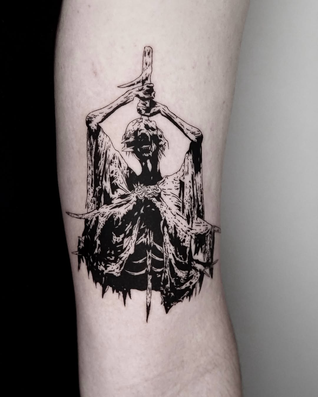Tattoo by @caesar_tattooer — blackwork