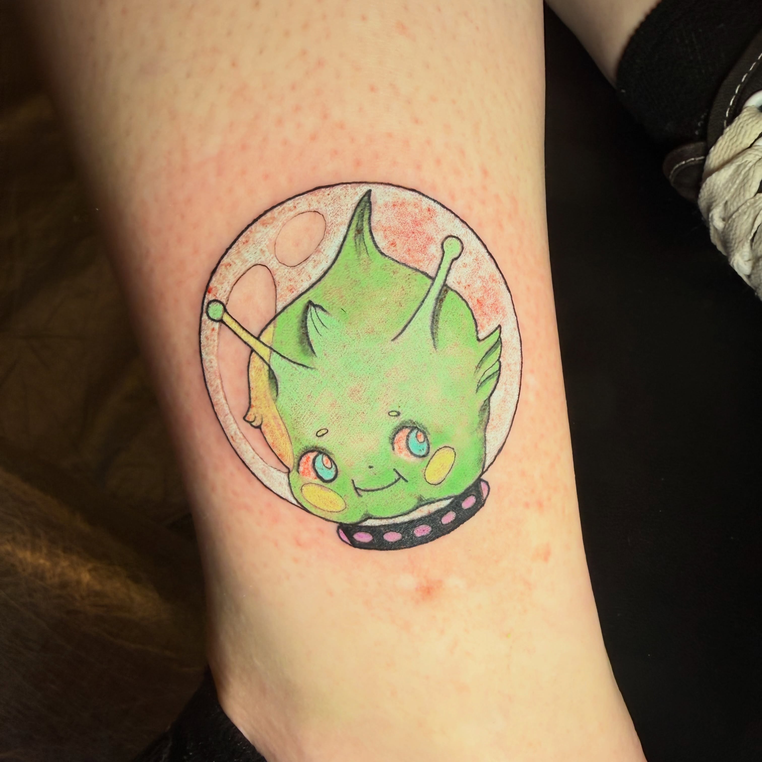 Space alien dotwork tattoo on the forearm by 𝕂𝕒𝕪𝕝𝕒 𝕄𝕒𝕣𝕚𝕖 𝔹𝕝𝕚𝕤𝕤