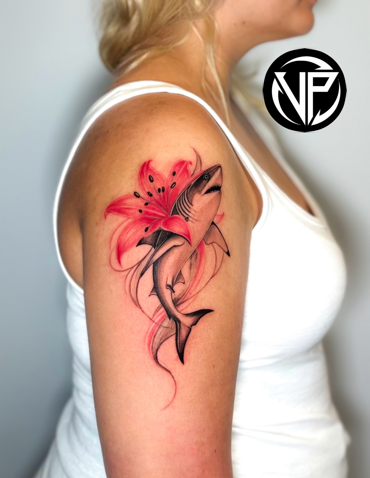 Tattoo by @vu.holistic — realism, watercolor