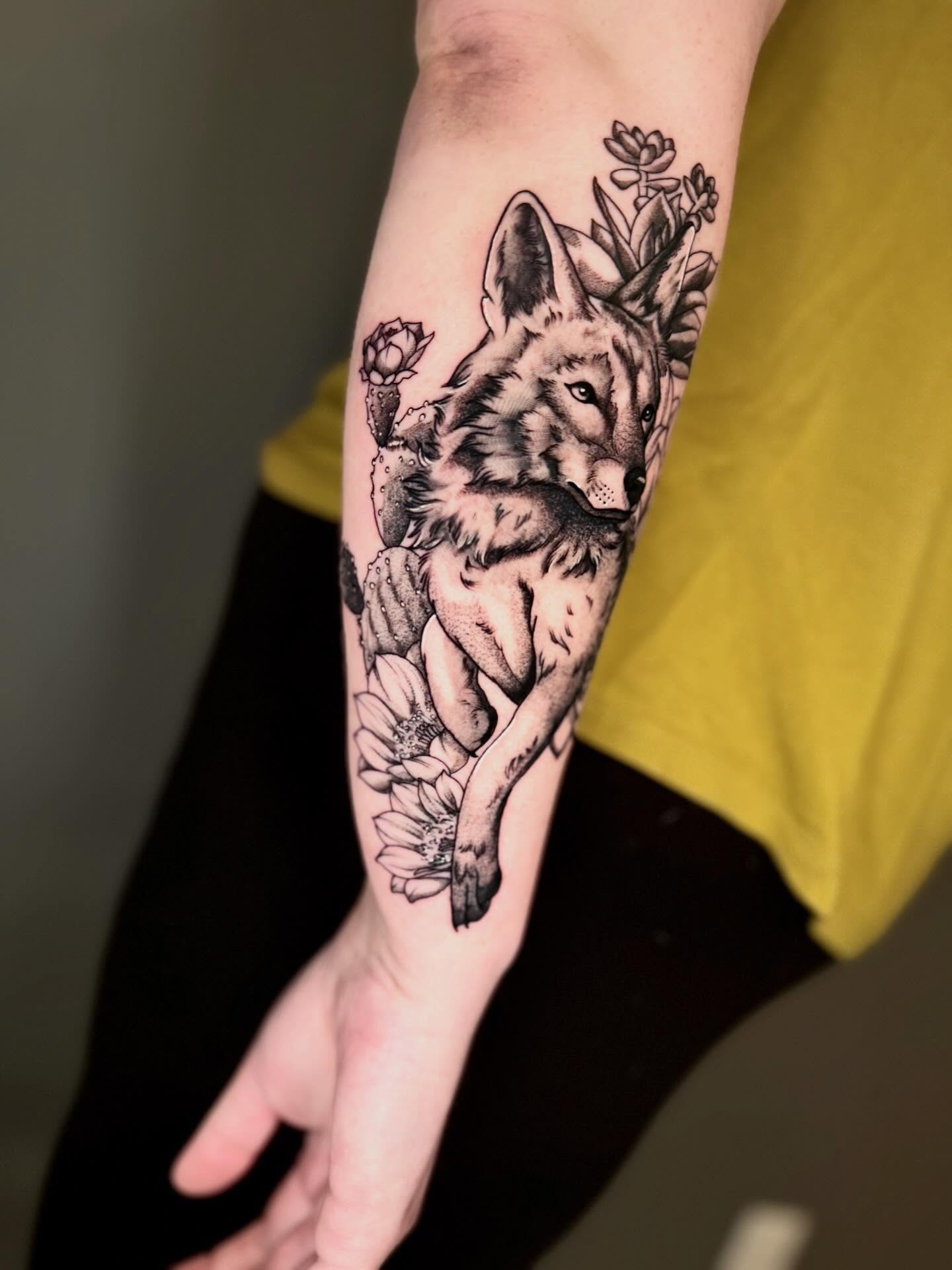 Tattoo by @amberstarrartistry — realism
