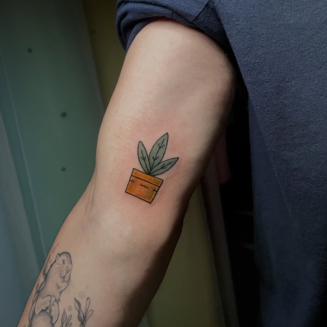 Tattoo by @livcassinelli โ minimalist